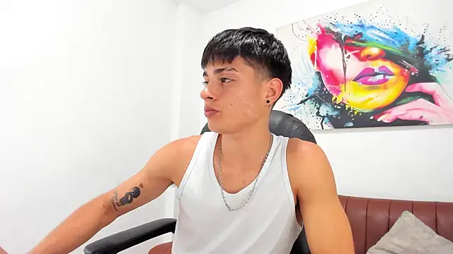 Thebestboyhot online show from 04/21/26, 07:14