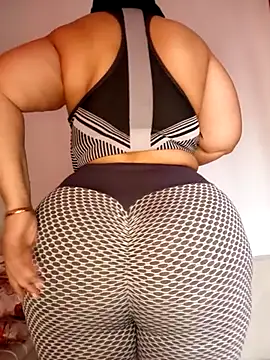 Sexy yassimna online show from 04/23/26, 12:40