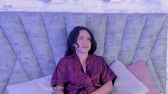 Snapshot of Shashadeluxe chatting on 05/16/26, 12:37 Shashadeluxe online show from 05/16/26, 12:37