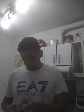 Snapshot of armanidj7 chatting on 04/08/26, 09:59 armanidj7 online show from 04/08/26, 09:59