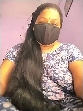 Snapshot of PINKI_024 chatting on 06/19/26, 04:28 PINKI 024 online show from 06/19/26, 04:28