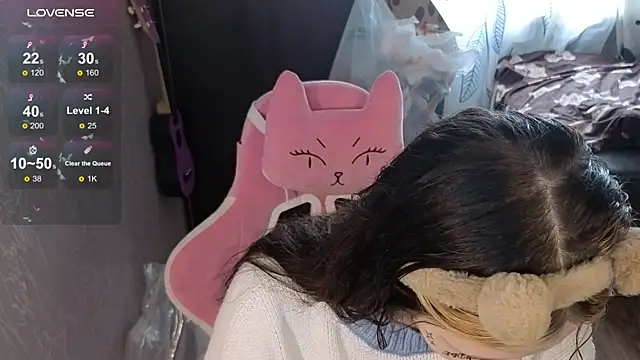 Liaa Lii online show from 04/14/26, 10:21