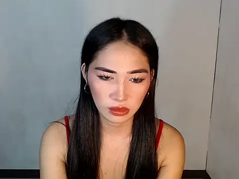 Snapshot of urasiankylie chatting on 05/01/26, 01:26 urasiankylie online show from 05/01/26, 01:26