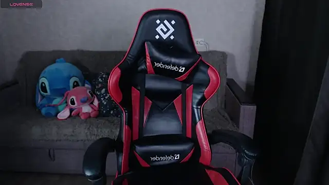 Snapshot of KennyOrtiz chatting on 04/08/26, 06:24 KennyOrtiz online show from 04/08/26, 06:24