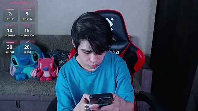 Snapshot of KennyOrtiz chatting on 04/10/26, 08:41 KennyOrtiz online show from 04/10/26, 08:41