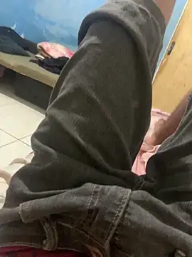 Snapshot of davisanos chatting on 04/05/26, 02:09 davisanos online show from 04/05/26, 02:09