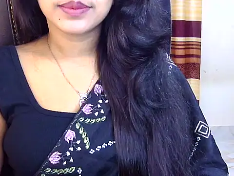 Noor Zarin online show from 04/27/26, 11:47