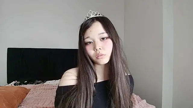 sayanim0 online show from 04/18/26, 07:07
