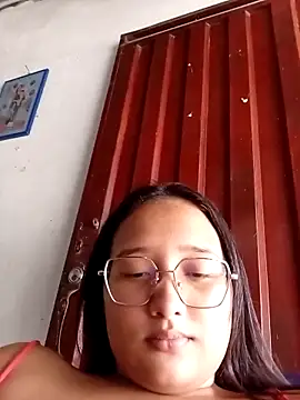 naughty girl hot  online show from 04/10/26, 06:45