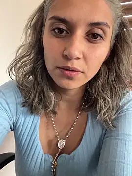 Isabella varella- online show from 05/21/26, 03:08