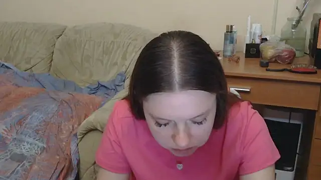 Snapshot of JessicaHolland1 chatting on 05/14/26, 06:58 JessicaHolland1 online show from 05/14/26, 06:58