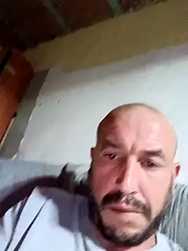 Snapshot of Elwapoxxx chatting on 04/22/26, 10:33 Elwapoxxx online show from 04/22/26, 10:33