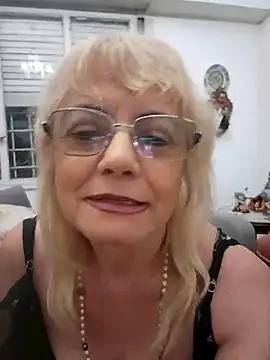 Snapshot of MatureElegantWidow chatting on 04/03/26, 10:19 MatureElegantWidow online show from 04/03/26, 10:19