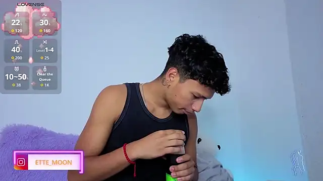 ETTE MOON online show from 04/19/26, 04:34