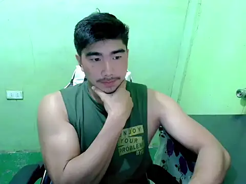 Snapshot of Hunkfireman chatting on 07/15/26, 11:43 Hunkfireman online show from 07/15/26, 11:43