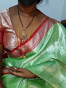 Snapshot of Telugu_Ravali chatting on 04/30/26, 05:14 Telugu Ravali online show from 04/30/26, 05:14