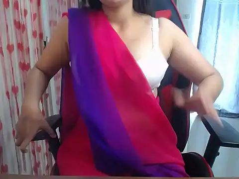 Snapshot of Kinky_babyy chatting on 04/08/26, 06:46 Kinky babyy online show from 04/08/26, 06:46