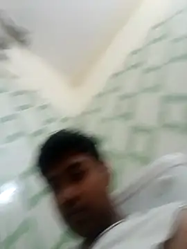 Snapshot of Rajat_Malik_ chatting on 04/12/26, 08:47 Rajat Malik online show from 04/12/26, 08:47