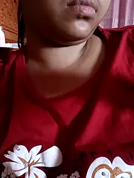 Snapshot of Hot-Kareena chatting on 04/04/26, 07:06 Hot-Kareena online show from 04/04/26, 07:06