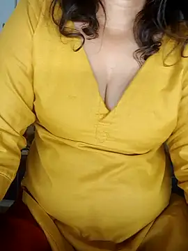 Snapshot of Riyashrma001 chatting on 04/08/26, 03:39 Riyashrma001 online show from 04/08/26, 03:39
