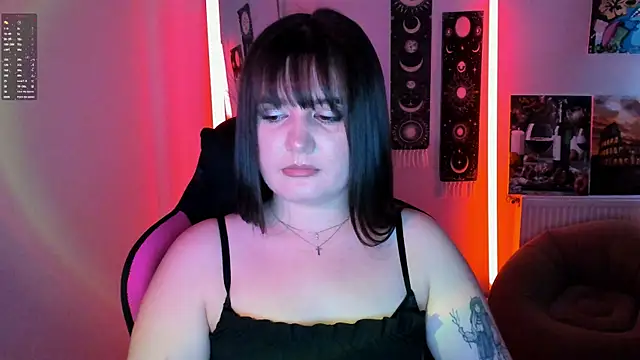Snapshot of SourCherry__ chatting on 06/17/26, 12:29 SourCherry online show from 06/17/26, 12:29