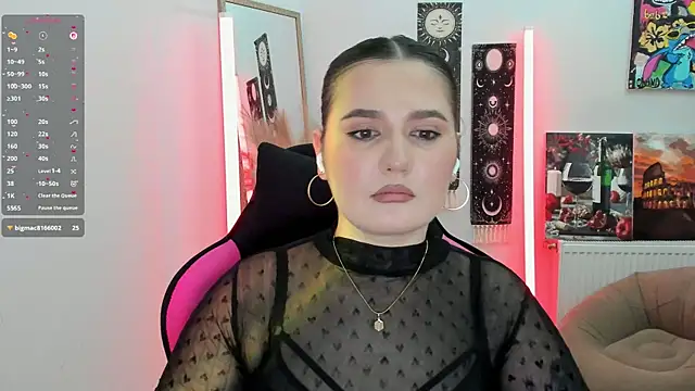 Snapshot of SourCherry__ chatting on 06/18/26, 06:56 SourCherry online show from 06/18/26, 06:56