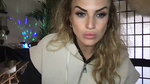 BlondSeduction online show from 05/13/26, 04:04