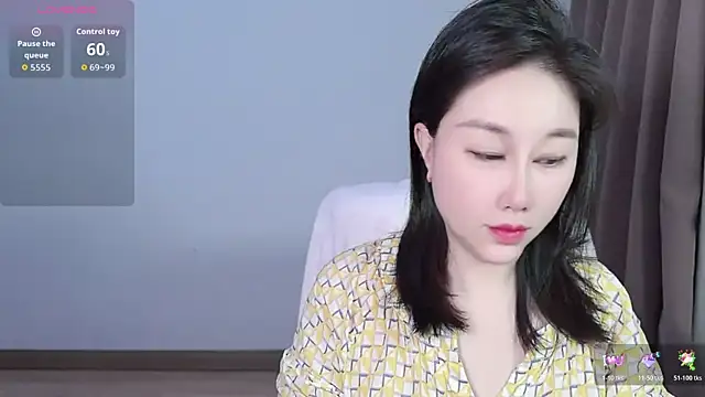 Snapshot of Eva-000 chatting on 06/26/26, 10:36 Eva-000 online show from 06/26/26, 10:36