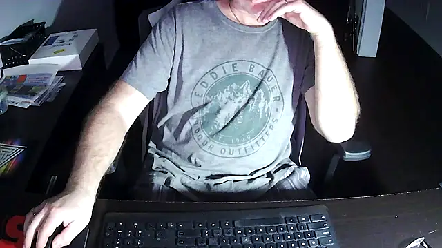 Shalun2000 online show from 04/24/26, 01:52