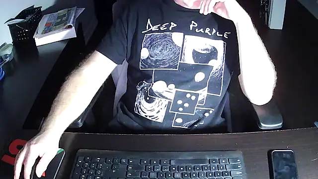 Shalun2000 online show from 04/26/26, 01:14