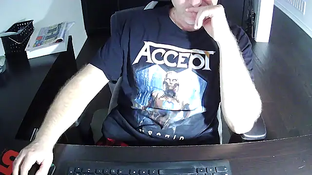 Shalun2000 online show from 04/27/26, 11:25