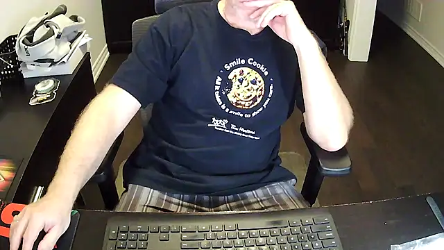 Shalun2000 online show from 05/25/26, 03:12