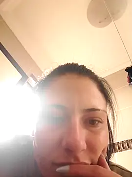Snapshot of Hildaqii chatting on 06/29/26, 12:27 Hildaqii online show from 06/29/26, 12:27