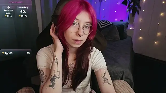 Alice Nyx online show from 07/28/26, 08:45