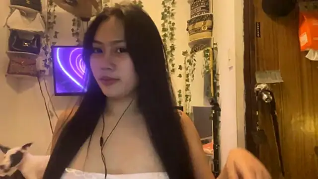 GlindaDejardin online show from 04/08/26, 05:13