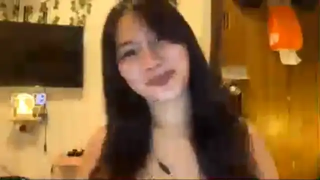 GlindaDejardin online show from 04/11/26, 05:17