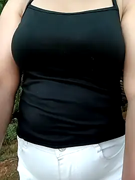 Snapshot of Ya-kun- chatting on 04/05/26, 11:18 Ya-kun- online show from 04/05/26, 11:18