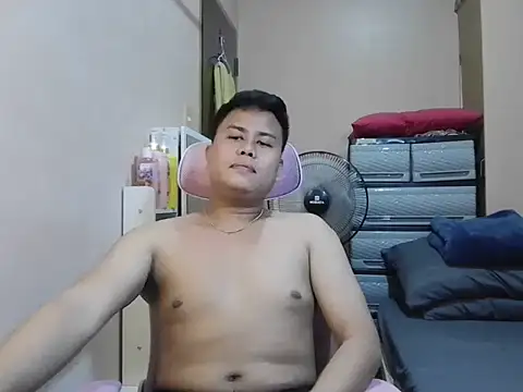 Snapshot of tipsy_butter chatting on 04/29/26, 05:30 tipsy butter online show from 04/29/26, 05:30
