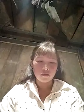 Snapshot of Yo-must chatting on 04/04/26, 10:46 Yo-must online show from 04/04/26, 10:46