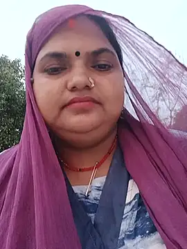 Snapshot of Desi_hot_bhabhi01 chatting on 05/31/26, 01:18 Desi hot bhabhi01 online show from 05/31/26, 01:18