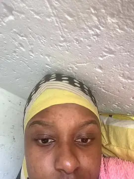 Snapshot of Unicorn_blissy chatting on 04/06/26, 09:32 Unicorn blissy online show from 04/06/26, 09:32