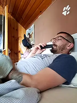 jozsi1995 online show from 05/16/26, 10:47