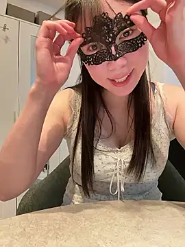 Snapshot of hiyori_hiyochan chatting on 07/19/26, 06:28 hiyori hiyochan online show from 07/19/26, 06:28