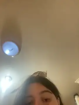 avery  1 online show from 05/16/26, 07:34