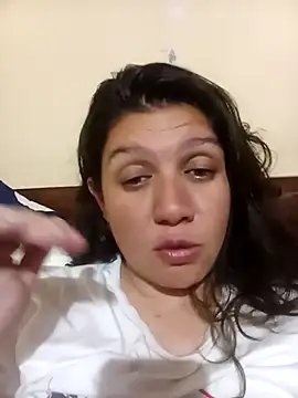 Yuna Min Ji online show from 04/18/26, 04:27