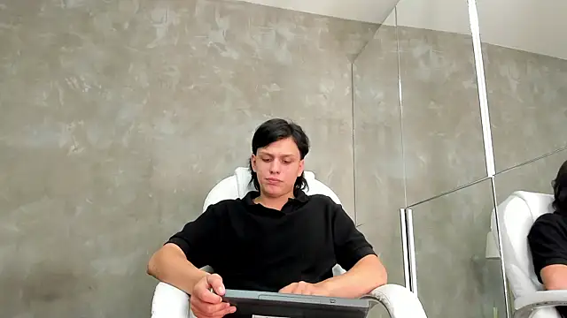 Snapshot of Thiago_klein chatting on 05/02/26, 11:59 Thiago klein online show from 05/02/26, 11:59