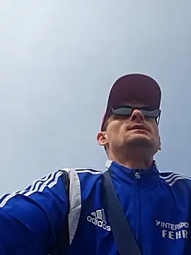 UpbeatXiphias online show from 04/10/26, 01:05