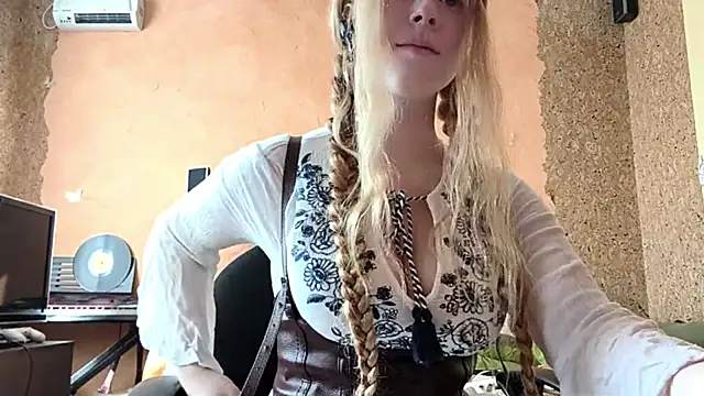 KateVibe 01 online show from 04/07/26, 11:15