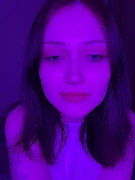 Snapshot of vika_emil chatting on 04/23/26, 11:07 vika emil online show from 04/23/26, 11:07