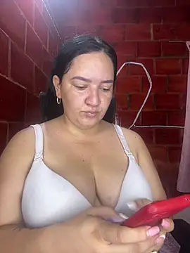 Fresita-12 online show from 05/15/26, 04:25